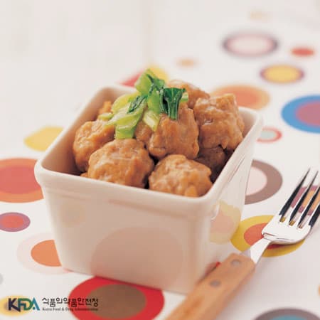 케첩 완자 완성 사진